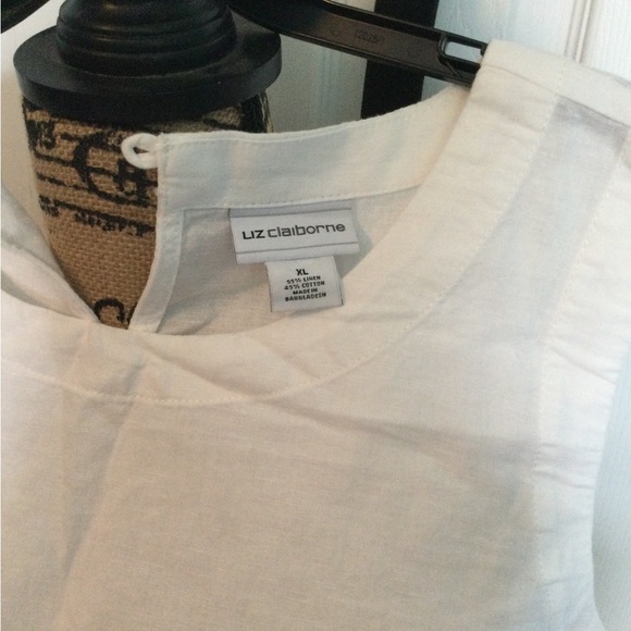 Tank - Picture 3 of 5